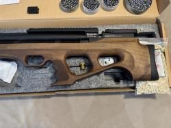 Винтовка пневматическая Crosman Benjamin Akela 5.5 мм (Орех)