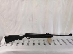 Винтовку Stoeger X20 Synthetic кал.4,5