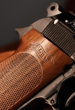 Walther PPK (Bond СО), кал. 10 ТК, коллекционное издание «Дуб»