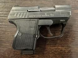 Wasp-R, кал.9Р.А. (Made in Czech Republic)