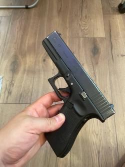 WE Glock 17 + кит Poseidon (Ice Peak + стволик)