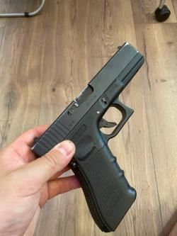 WE Glock 17 + кит Poseidon (Ice Peak + стволик)