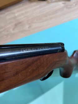 Webley Patriot 6.35 мм (.25), дерево
