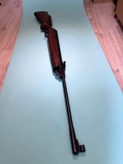Webley Patriot 6.35 мм (.25), дерево