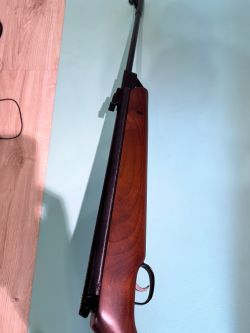 Webley Patriot 6.35 мм (.25), дерево