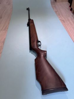 Webley Patriot 6.35 мм (.25), дерево