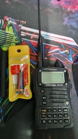 Yaesu VX-7R
