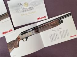 Юбилейная медаль и книга Benelli Бруно Чиволани