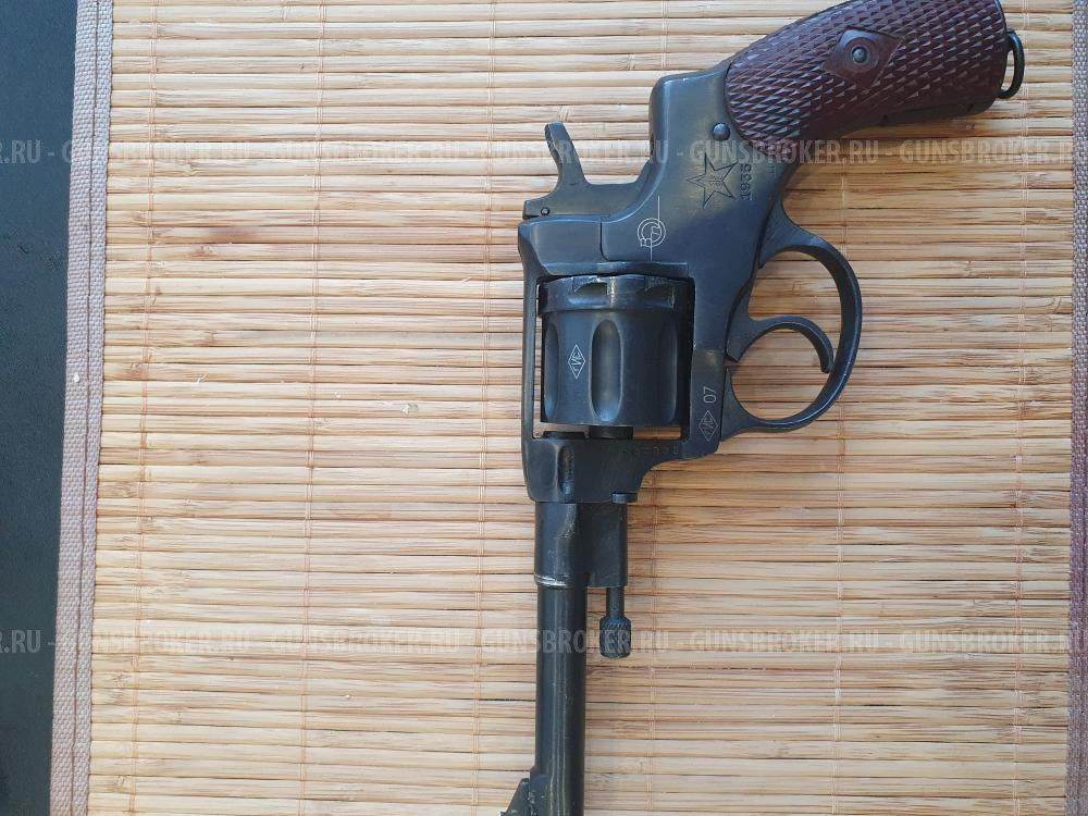 7,62 мм револьвер Наган "Блеф"