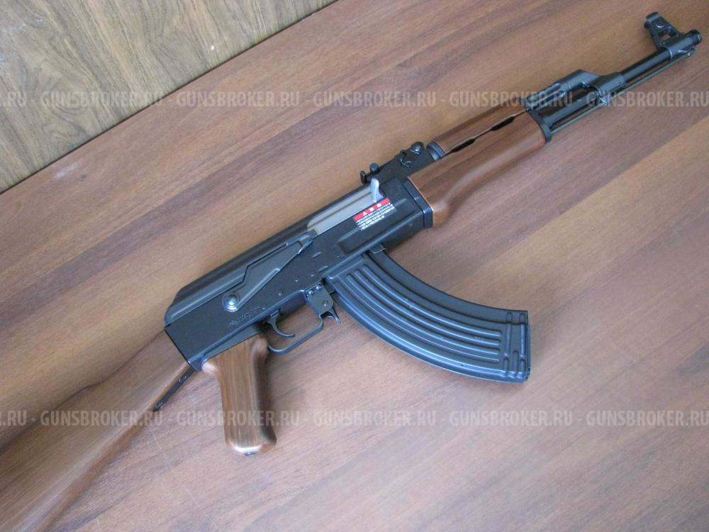 АК47 страйкбольный автомат от Tokyo Marui (AK47)