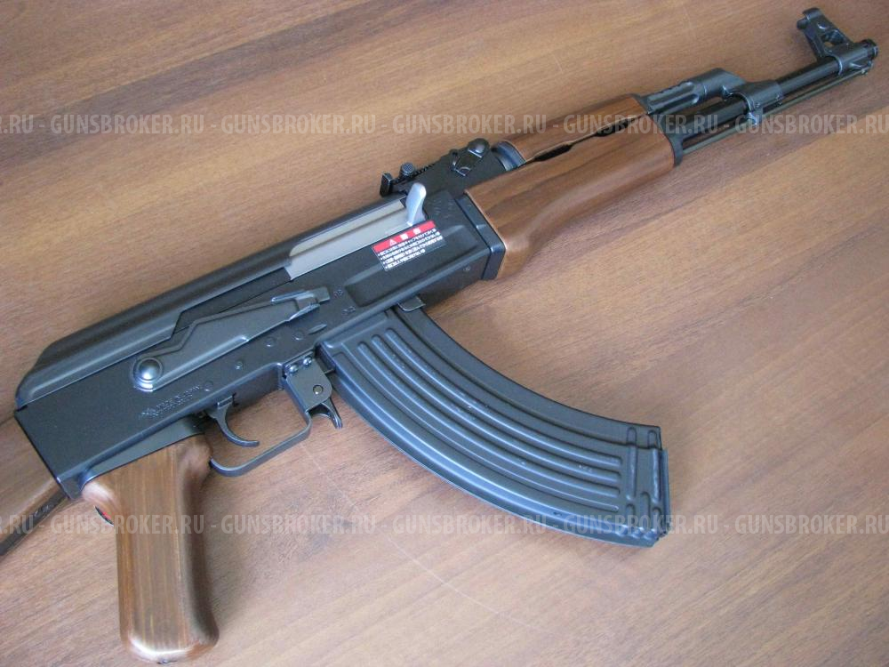 АК47 страйкбольный автомат от Tokyo Marui (AK47)