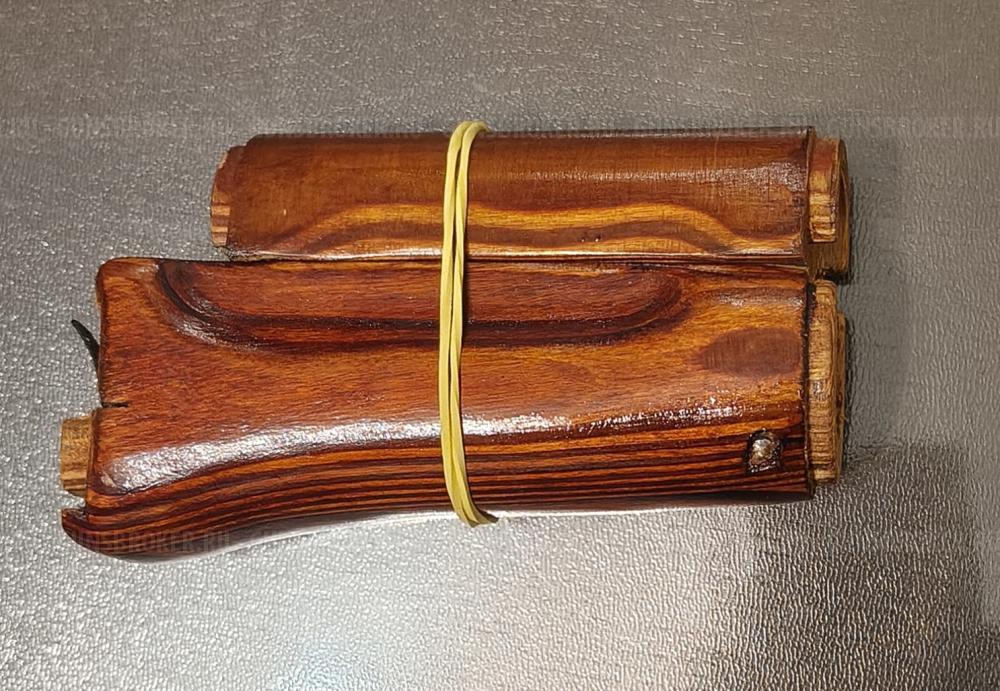Для АКС 74У / АКСУ / "Ксюха":  цевьё,накладка,рукоятка.Сделано в СССР