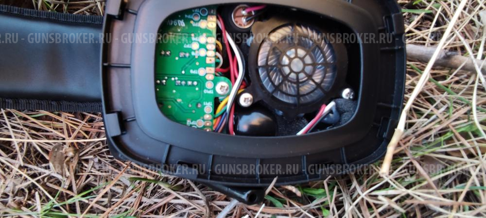 Активные наушники для стрельбы Howard Impact Sport