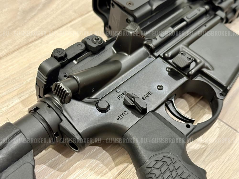 AR-15. Daniel Defense M4A1.