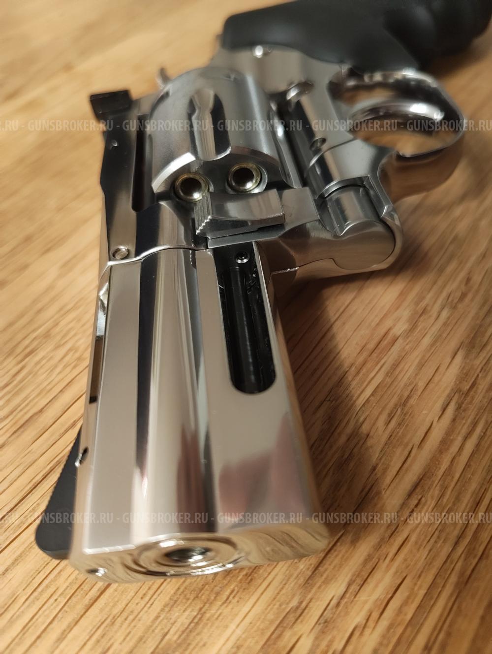 ASG Dan wesson 715 2.5