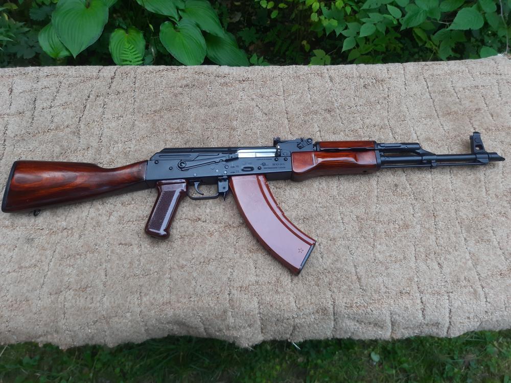 Автомат Подарочный АКМ Охолощенный "Молот армс" ВПО-925 1974 года состояние супер люкс.