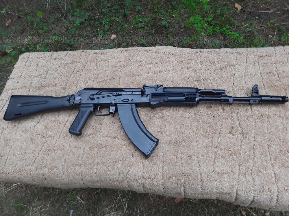 Автомат Калашникова охолощенный АК-103 2019 г., в отличном состоянии.