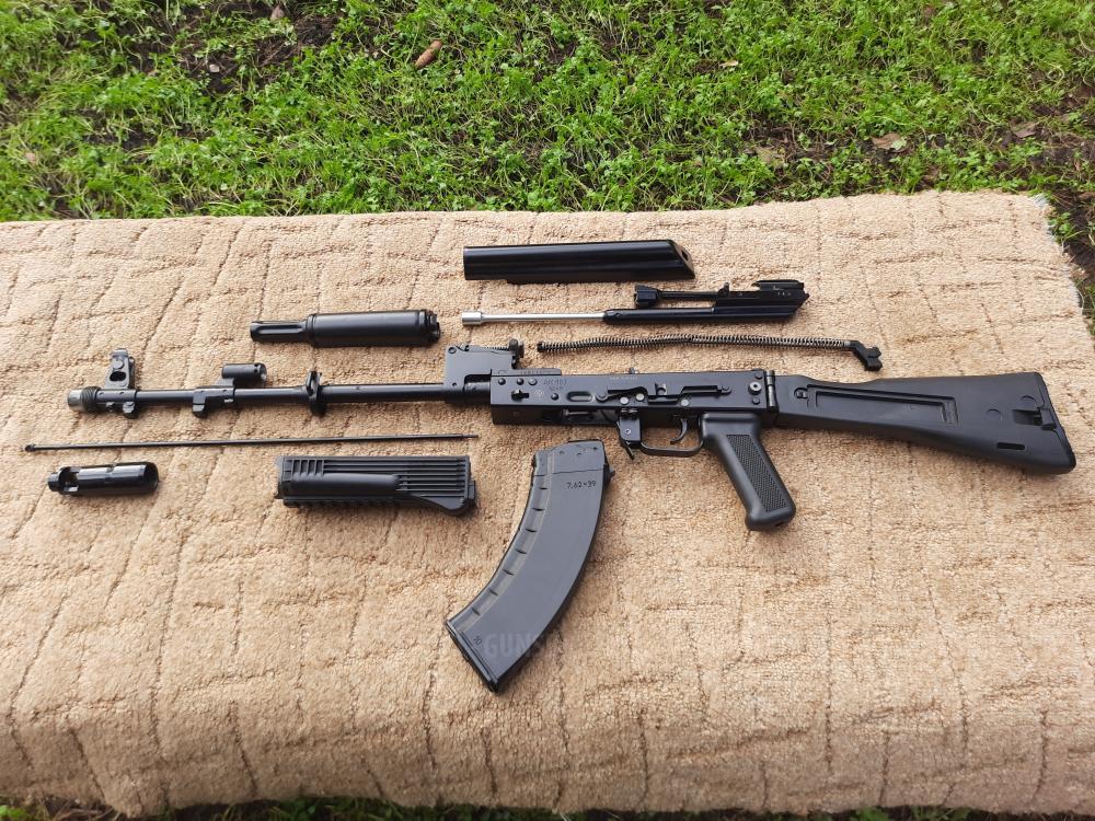 Автомат Калашникова охолощенный АК-103 ранний деактив 2016 г., новый в отличном состоянии.