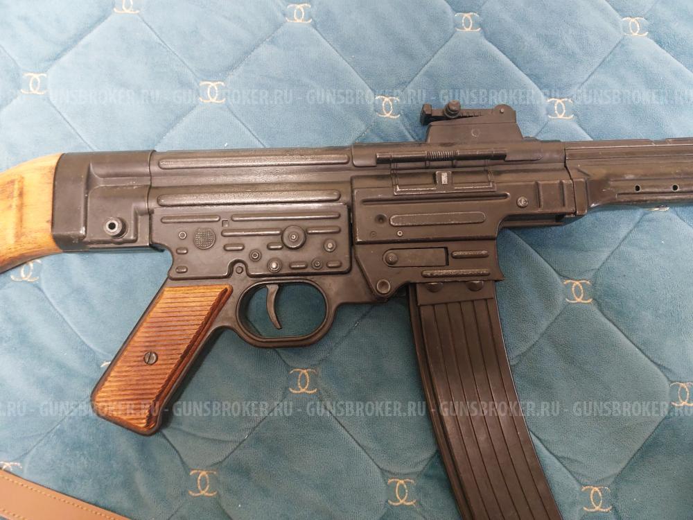 Автомат немецкий СТГ44  Макет STG44