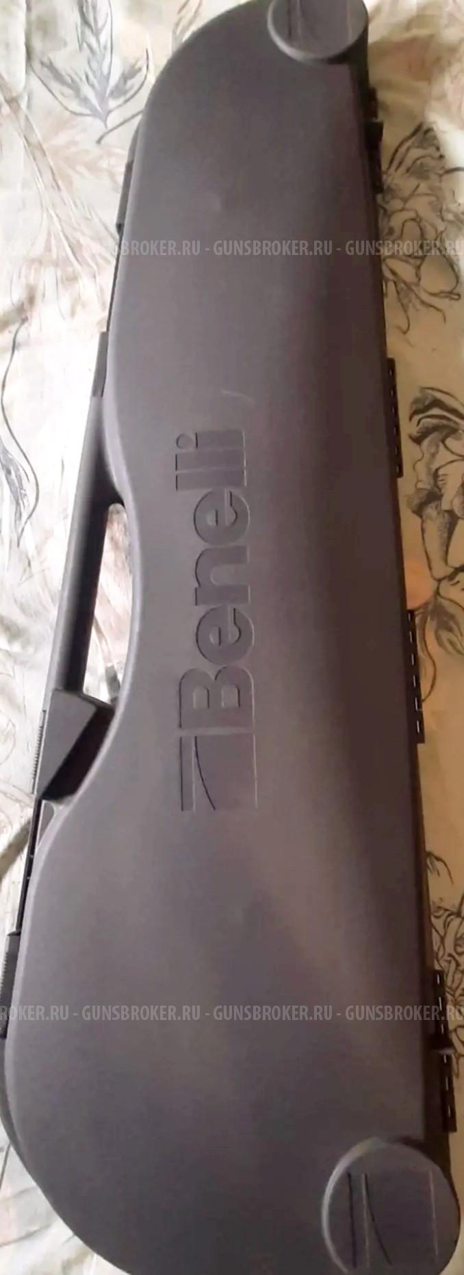 Benelli Montefeltro 12/76