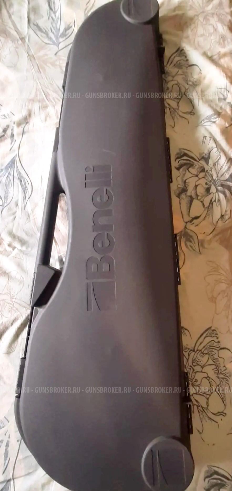Benelli Montefeltro 12/76