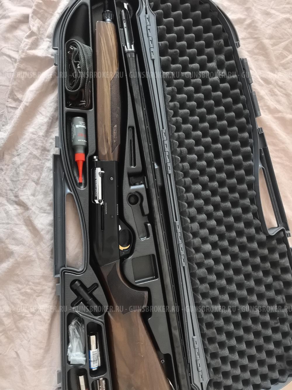 Benelli Montefeltro 12/76