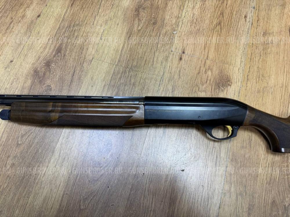 Benelli Montefeltro 2006 г.в. , кал. 12/76 в СПБ