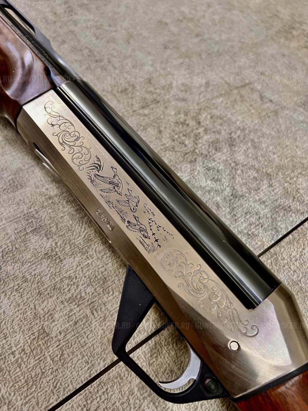 Benelli Super Black Eagle II Wood Limited Edit