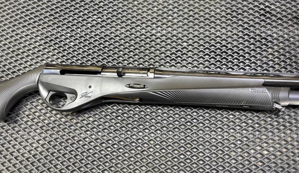 BENELLI Vinchi Black