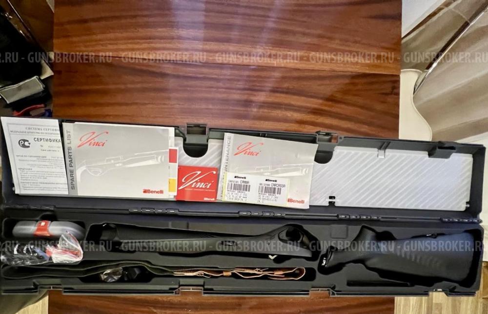 Benelli Vinci Black 12/76 — гладкоствольное самозарядное ружьё итальянского производства.
