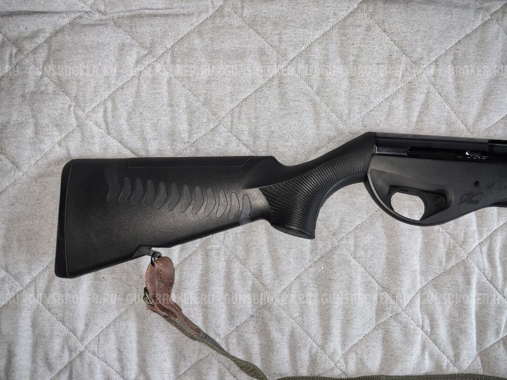 Benelli Vinci black 12/76