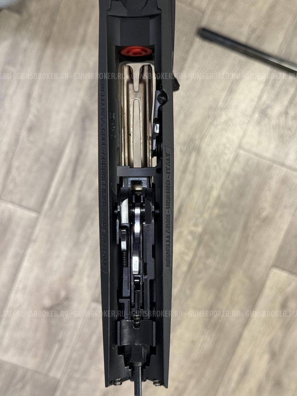 Benelli Vinhi Blak
