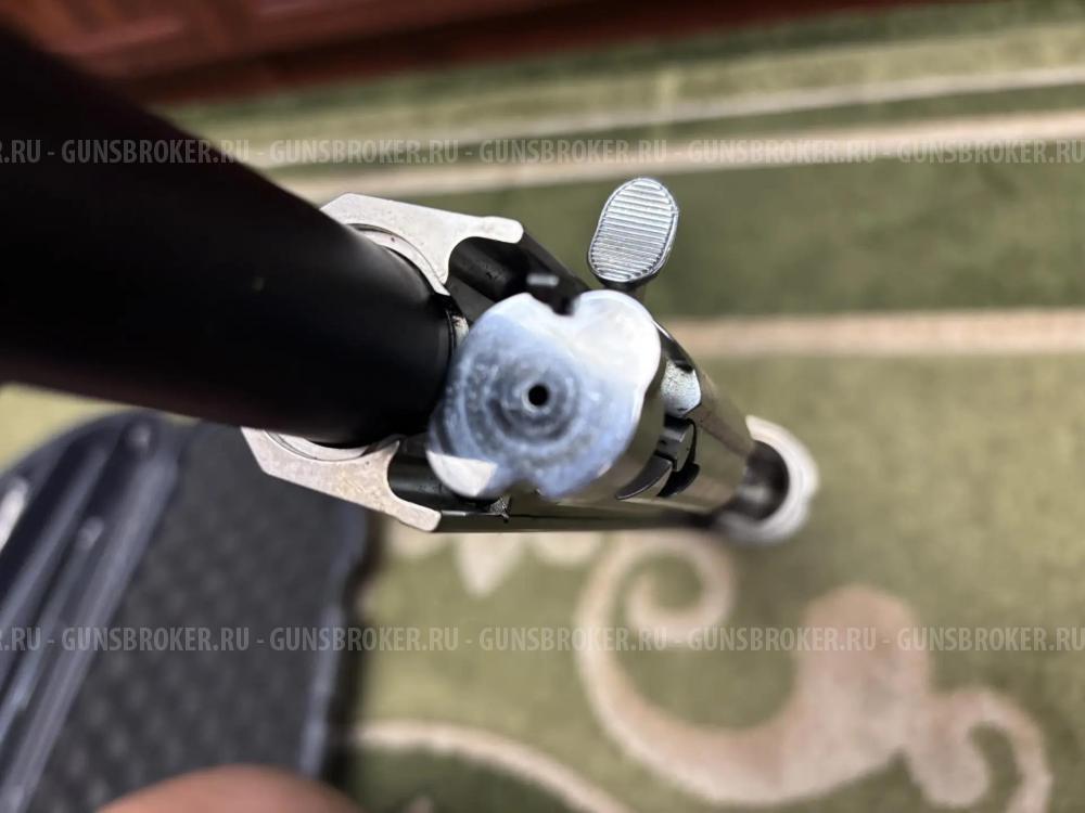 Benelli 