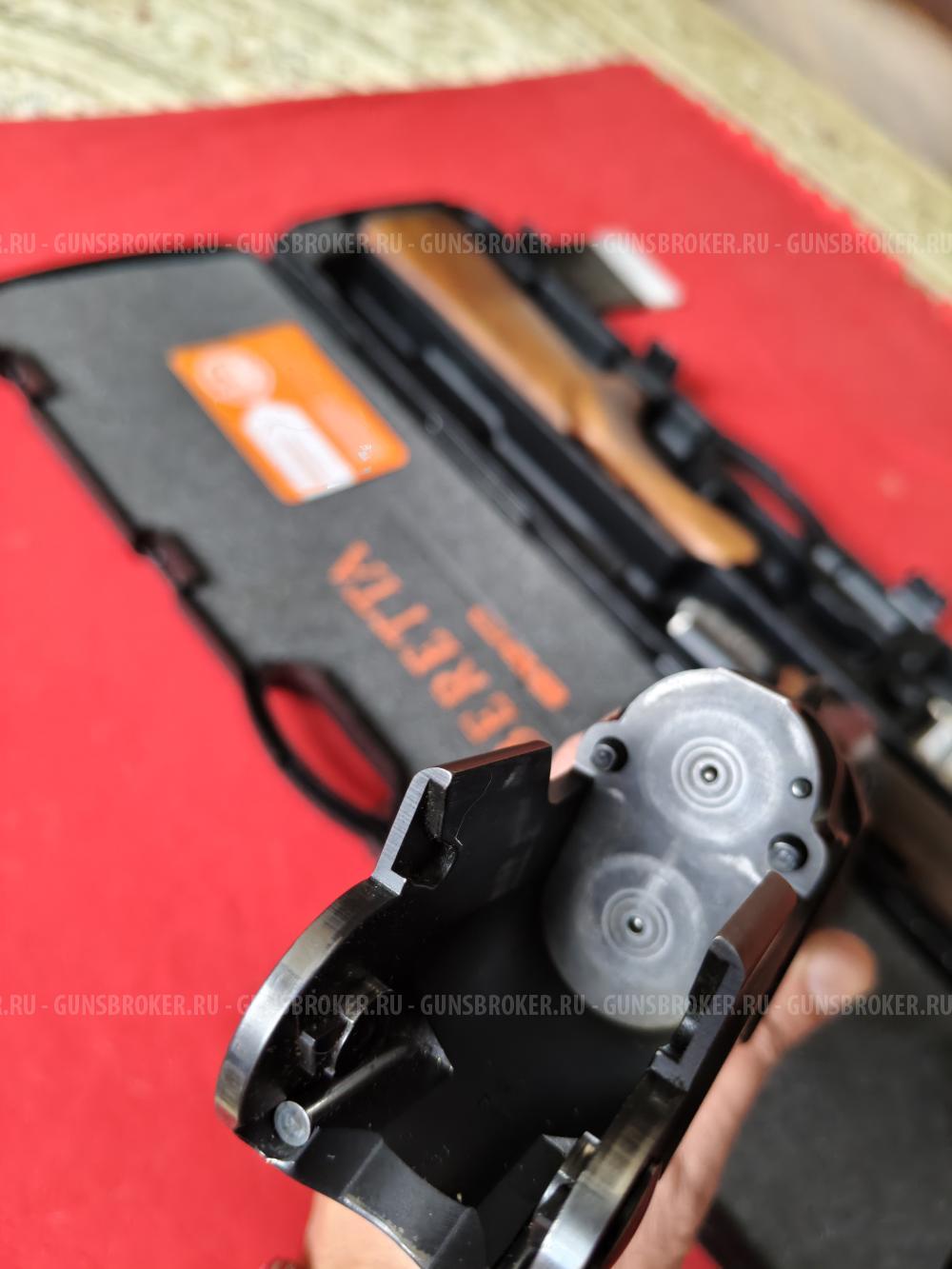Beretta 690 Black Sport 12/76, 71