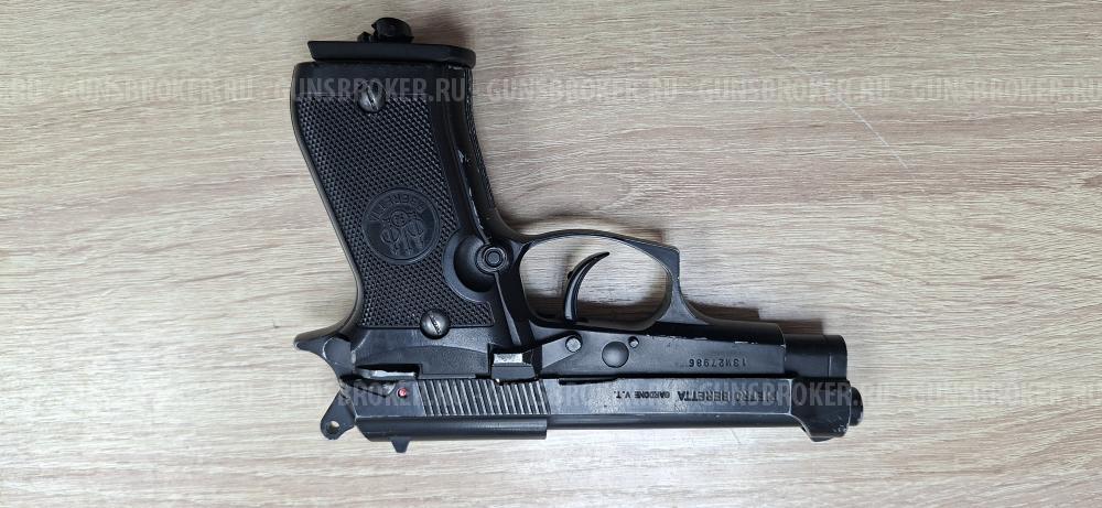 Beretta 84fs