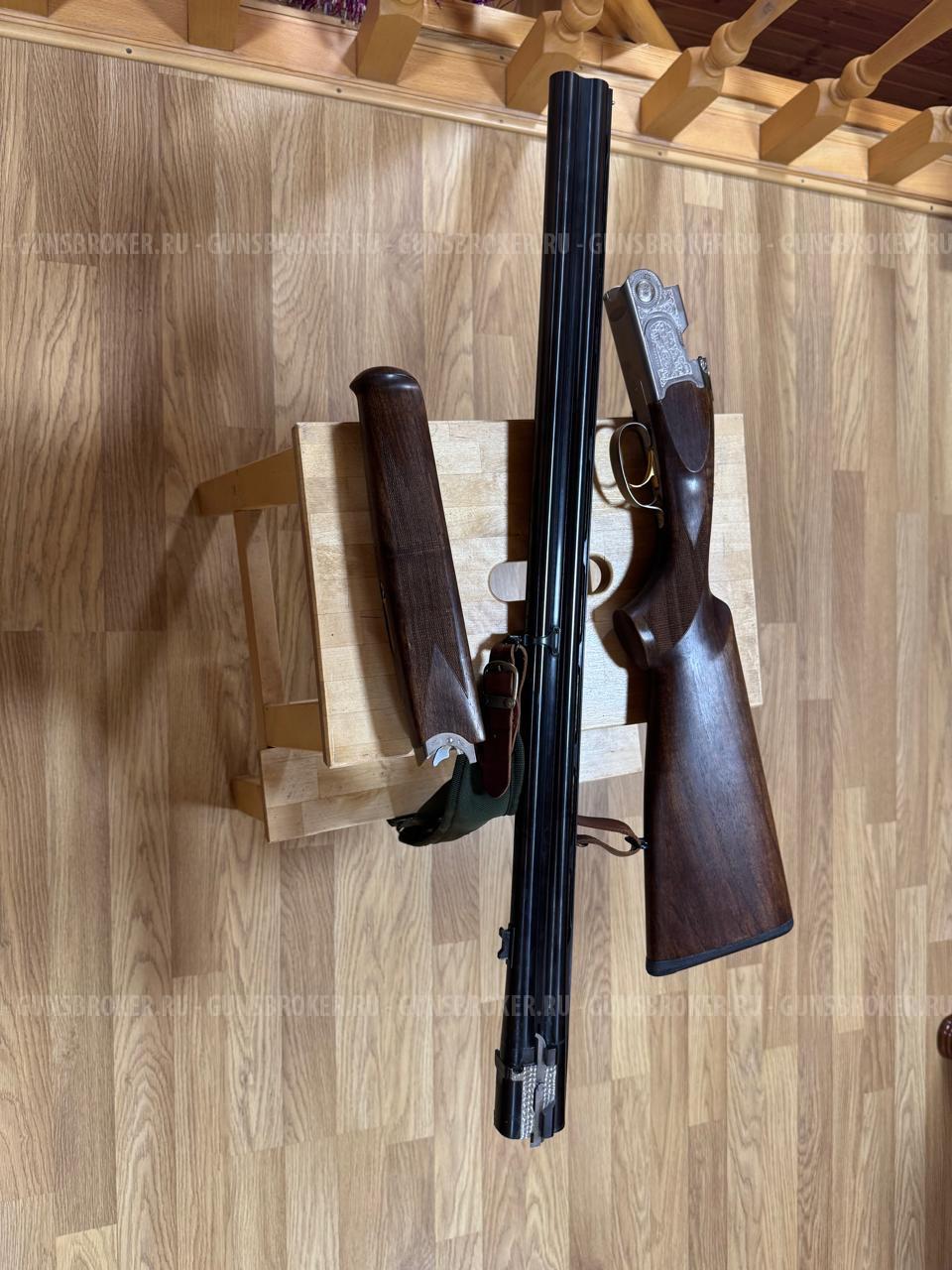 Beretta 868 silver 12/76