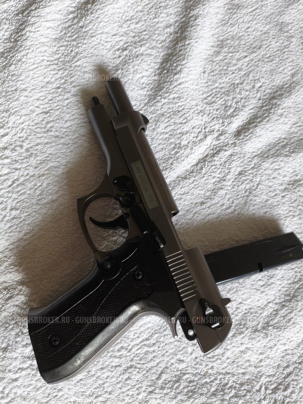 Beretta 92 KURS B92 графит+Сейф