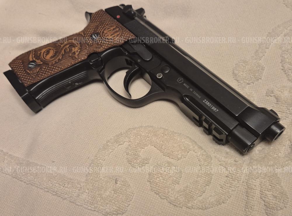 Beretta 92