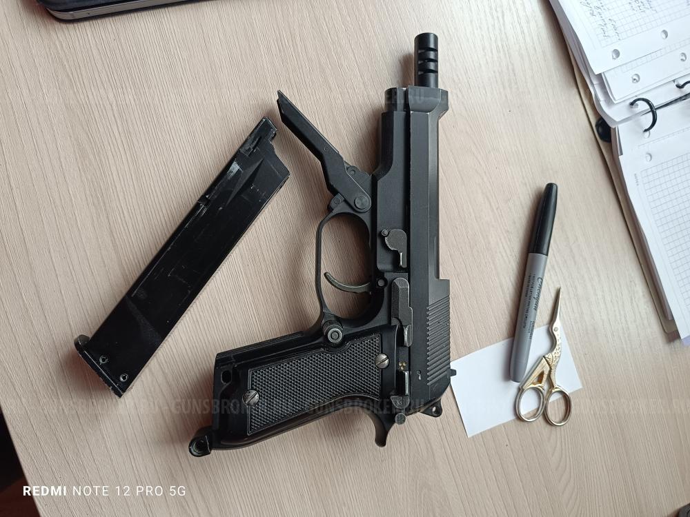 Beretta M93r  Beretta 93r 