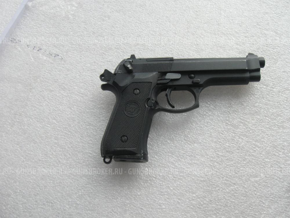 Beretta M92 от фирмы WE