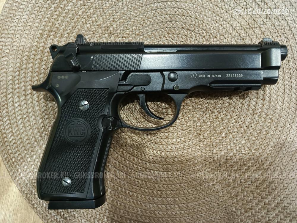 Beretta M92