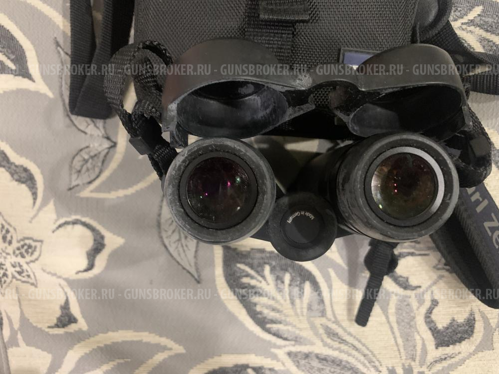 Бинокль Carl Zeiss Conquest HD 10x42