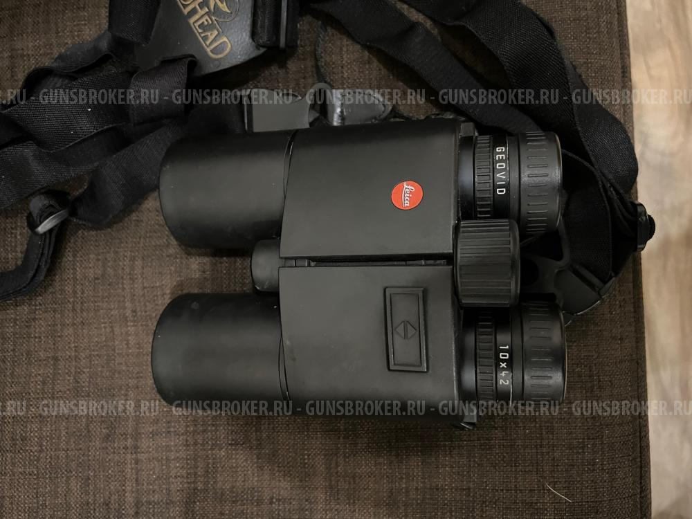 Бинокль Leica Geovid 10x42 HD-R