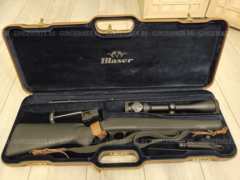 Blaser R 93 300 win mag