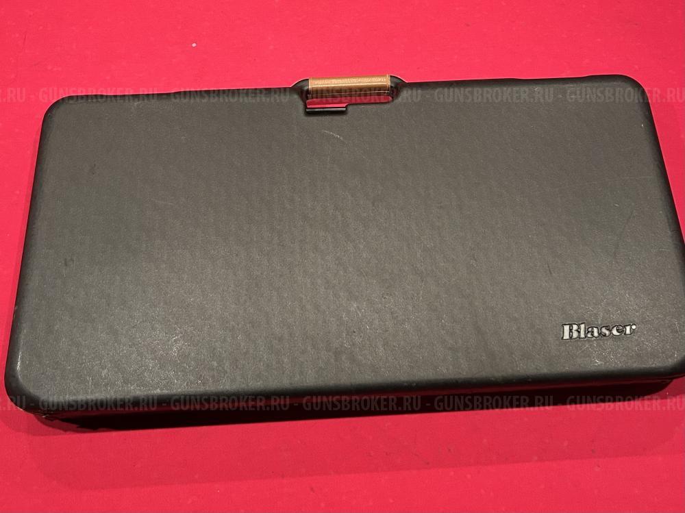 Blaser R93 Attache 
