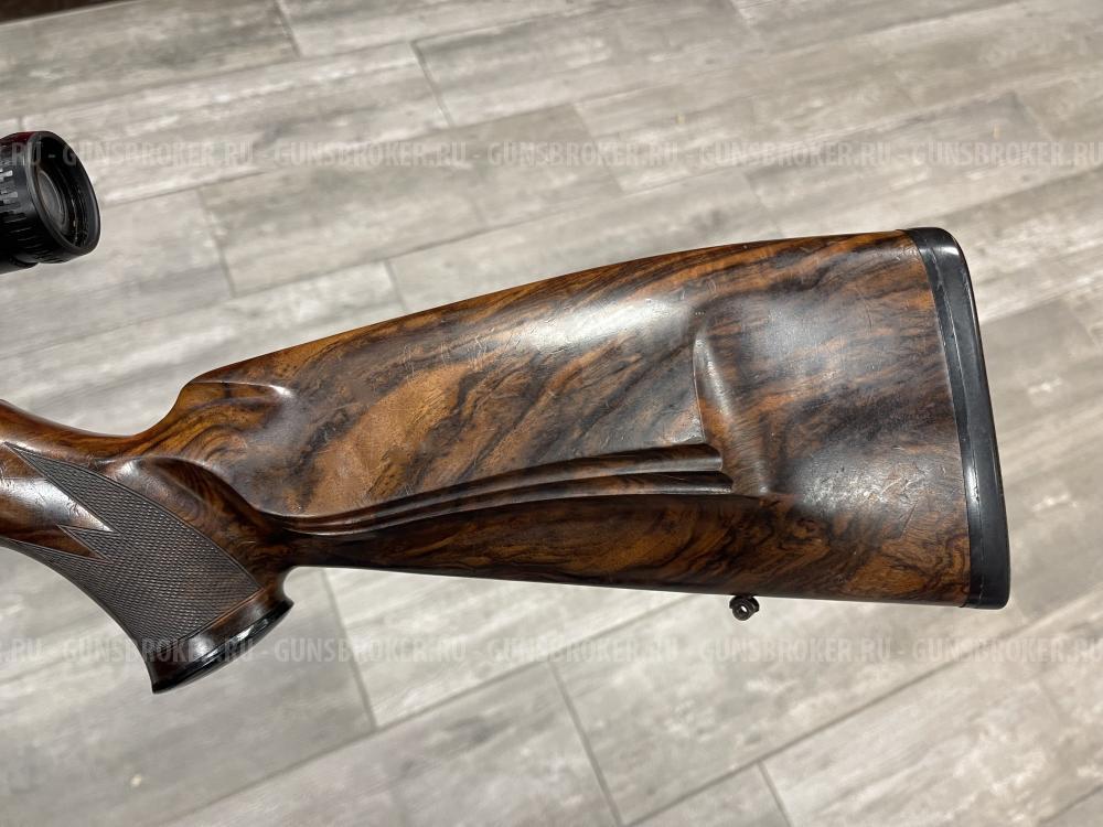 Blaser R93 в роскошной комплектации: с двумя прицелами Zeiss, 3 стволами, кейсом и ремнем