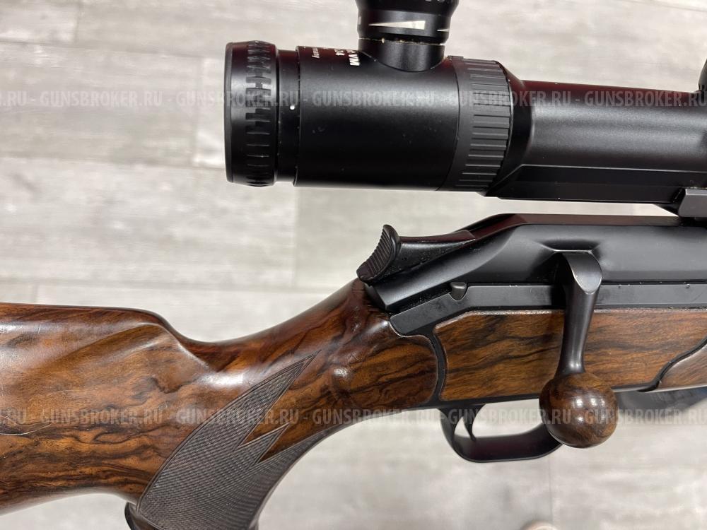 Blaser R93 в роскошной комплектации: с двумя прицелами Zeiss, 3 стволами, кейсом и ремнем