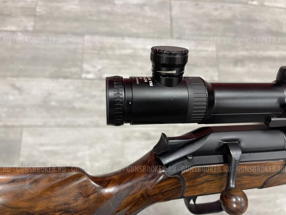 Blaser R93 в роскошной комплектации: с двумя прицелами Zeiss, 3 стволами, кейсом и ремнем