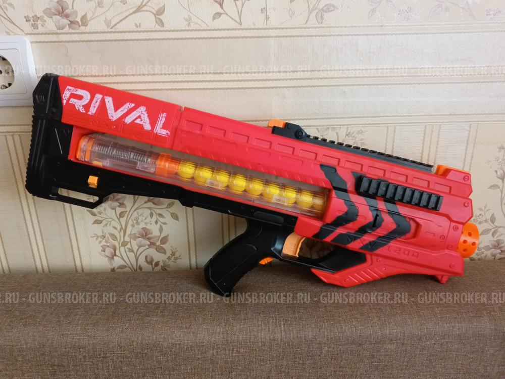 Бластер Nerf Rival Zeus красный