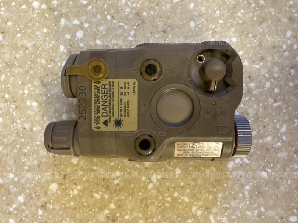 Блок лазерного целеуказания AN/PEQ-15